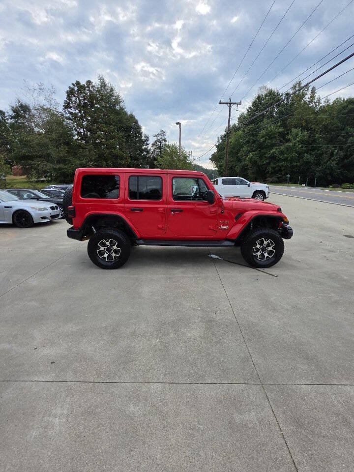 Used 2018 Jeep Wrangler Unlimited Sahara AWD/4WD image 6