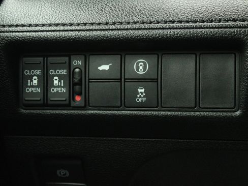 Used 2024 Honda Odyssey Sport image 33