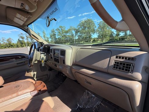 Used 2004 Ford F250 XL AWD/4WD image 14