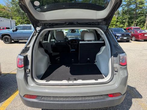 Used 2020 Jeep Compass Limited AWD/4WD image 5