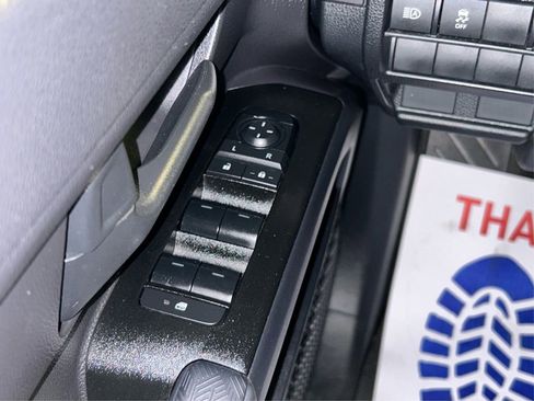 Used 2025 Toyota 4Runner SR5 image 35