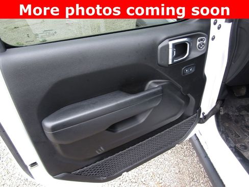 Used 2023 Jeep Wrangler Unlimited Sport AWD/4WD image 11