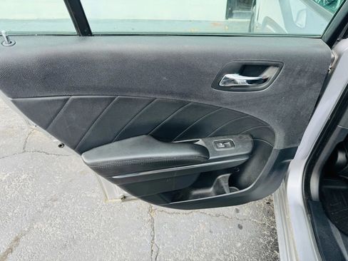 Used 2014 Dodge Charger R/T image 13