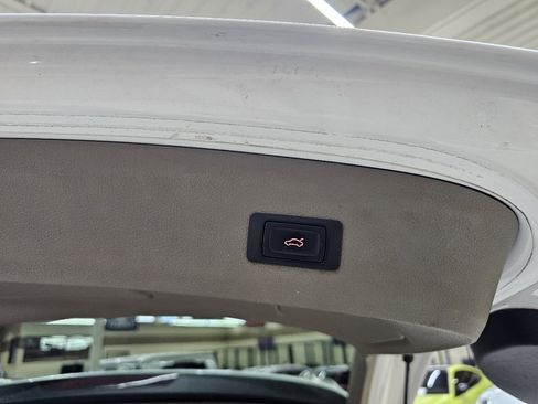 Used 2015 Audi Q7 TDI Prestige image 14