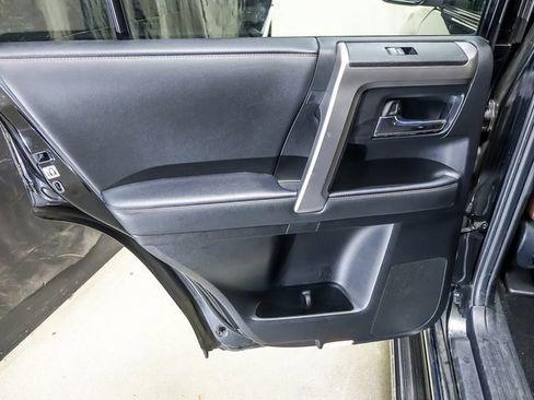 Used 2021 Toyota 4Runner Limited image 24