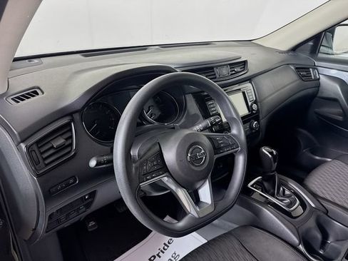 Used 2018 Nissan Rogue S AWD/4WD image 11