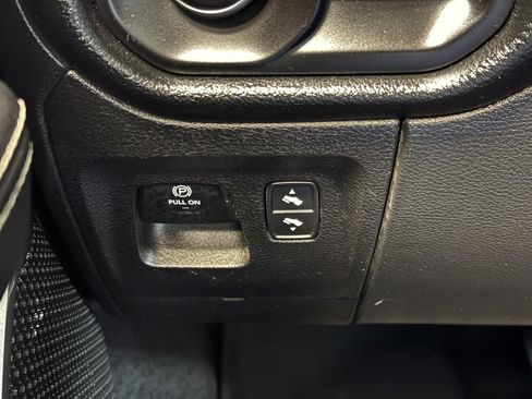 Used 2022 RAM 1500 Laramie w/ Sport Appearance Package image 30