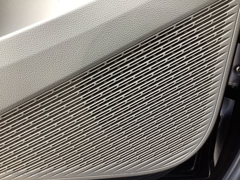 New 2026 Volkswagen Atlas SE image 26