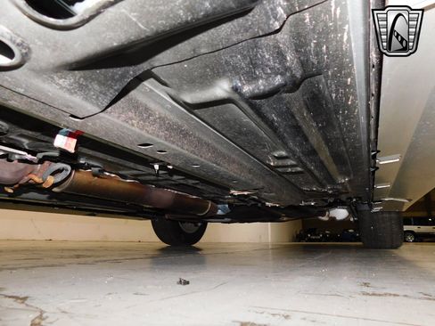 Used 2002 Chevrolet Monte Carlo SS w/ Pace Car Replica Pkg image 9