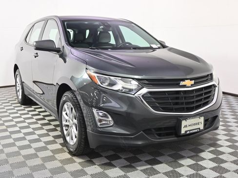 Used 2020 Chevrolet Equinox LS image 9