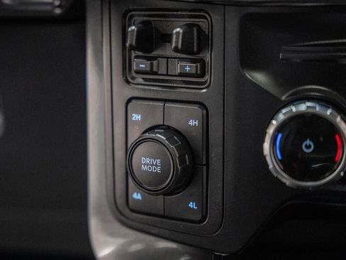 Used 2023 Ford F150 Lariat w/ Equipment Group 502A High image 32