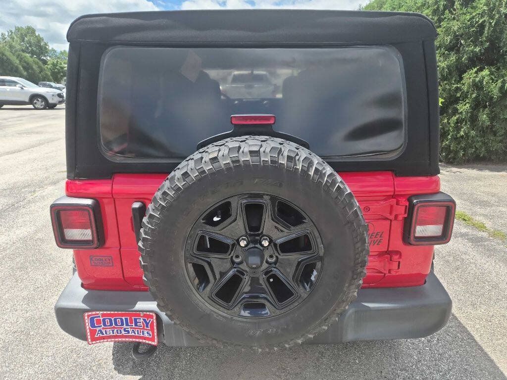 Used 2020 Jeep Wrangler Unlimited Sport AWD/4WD image 4