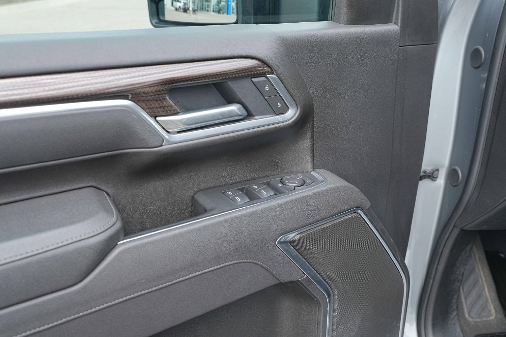 Used 2025 Chevrolet Silverado 2500 LT w/ Convenience Package AWD/4WD image 27