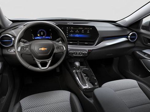 New 2026 Chevrolet Trax LT w/ LT Convenience Package FWD image 23