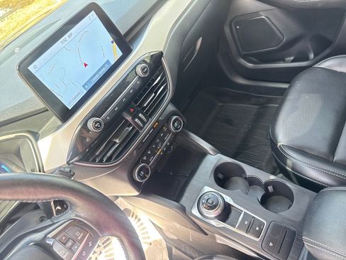 Certified 2021 Ford Escape SEL w/ Technology Package image 14