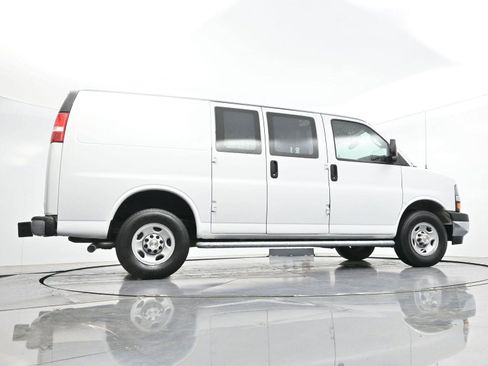 Used 2024 Chevrolet Express 2500 w/ Driver Convenience Package RWD image 47
