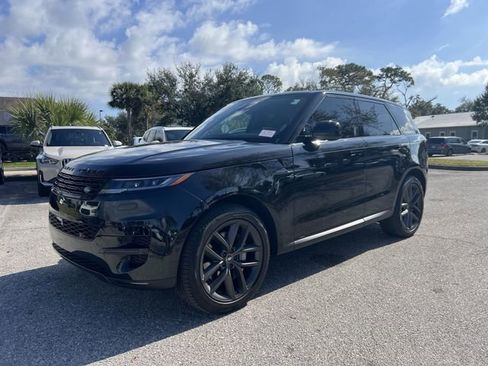 Used 2024 Land Rover Range Rover Sport SE image 8