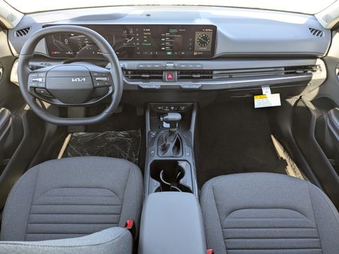 New 2025 Kia K4 GT-Line Turbo FWD image 17