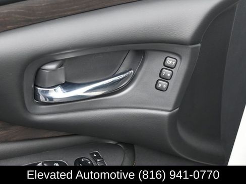 Used 2023 Nissan Murano Platinum w/ Cargo Package AWD/4WD image 20