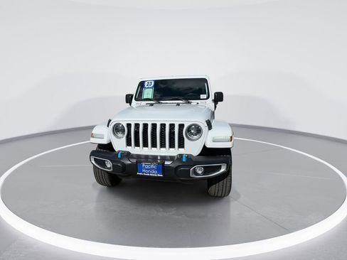 Used 2023 Jeep Wrangler Unlimited Sahara w/ Cold Weather Group image 4