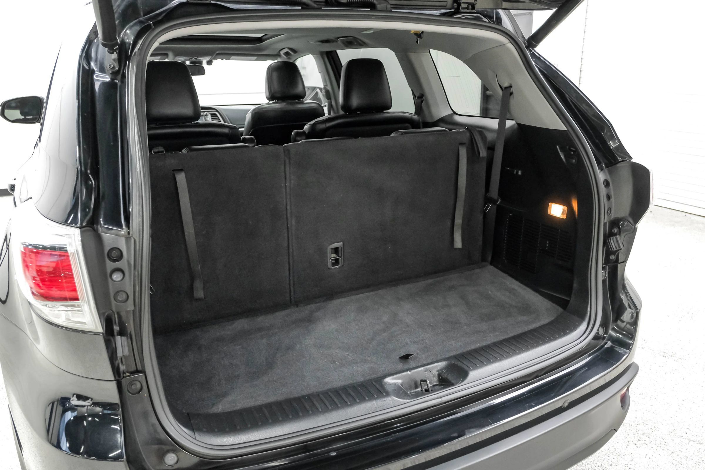 Used 2016 Toyota Highlander Limited Platinum AWD/4WD image 67