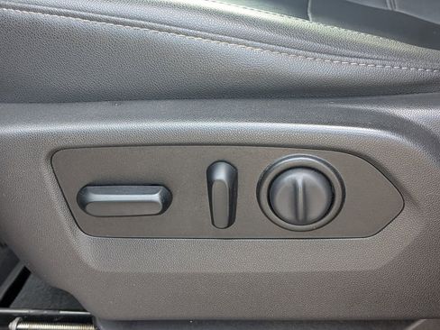 Used 2021 Chevrolet Silverado 1500 LTZ image 20