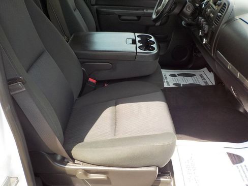 Used 2013 Chevrolet Silverado 1500 LT w/ Interior Plus Package AWD/4WD image 23