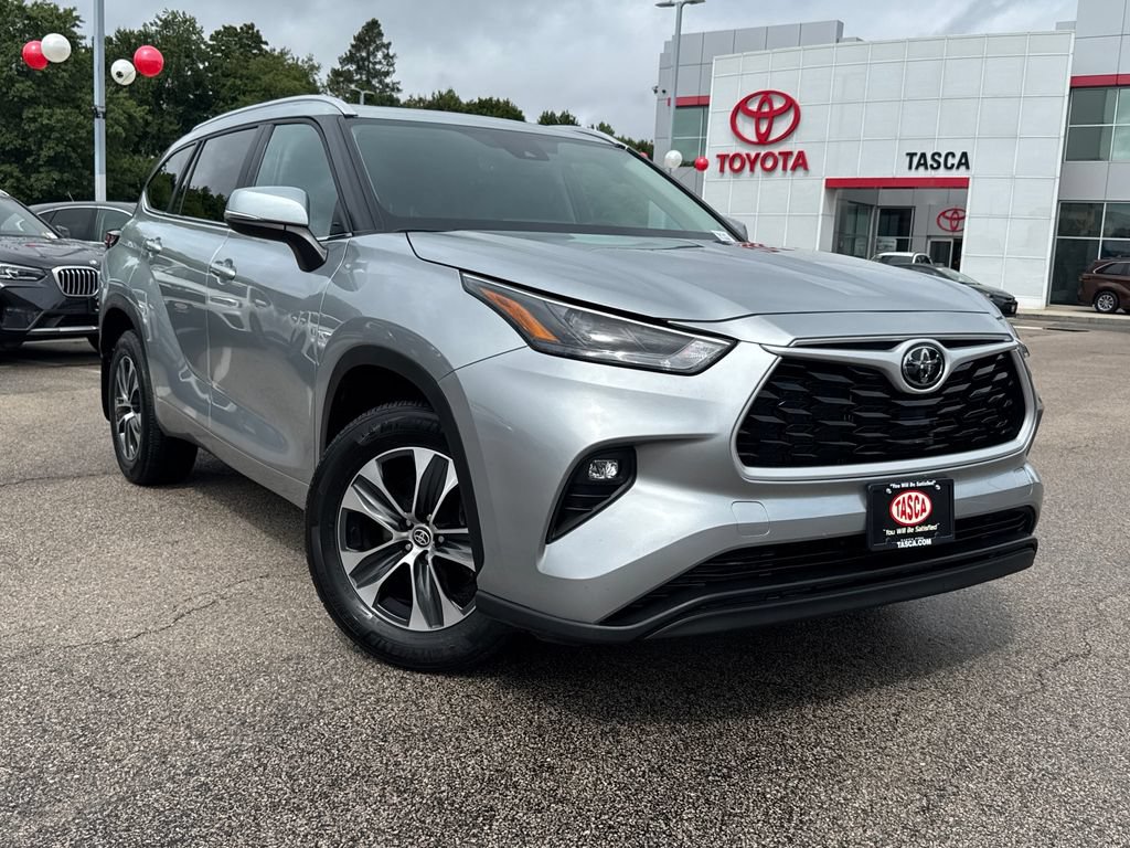 Used 2025 Toyota Highlander XLE AWD/4WD 360° Tour