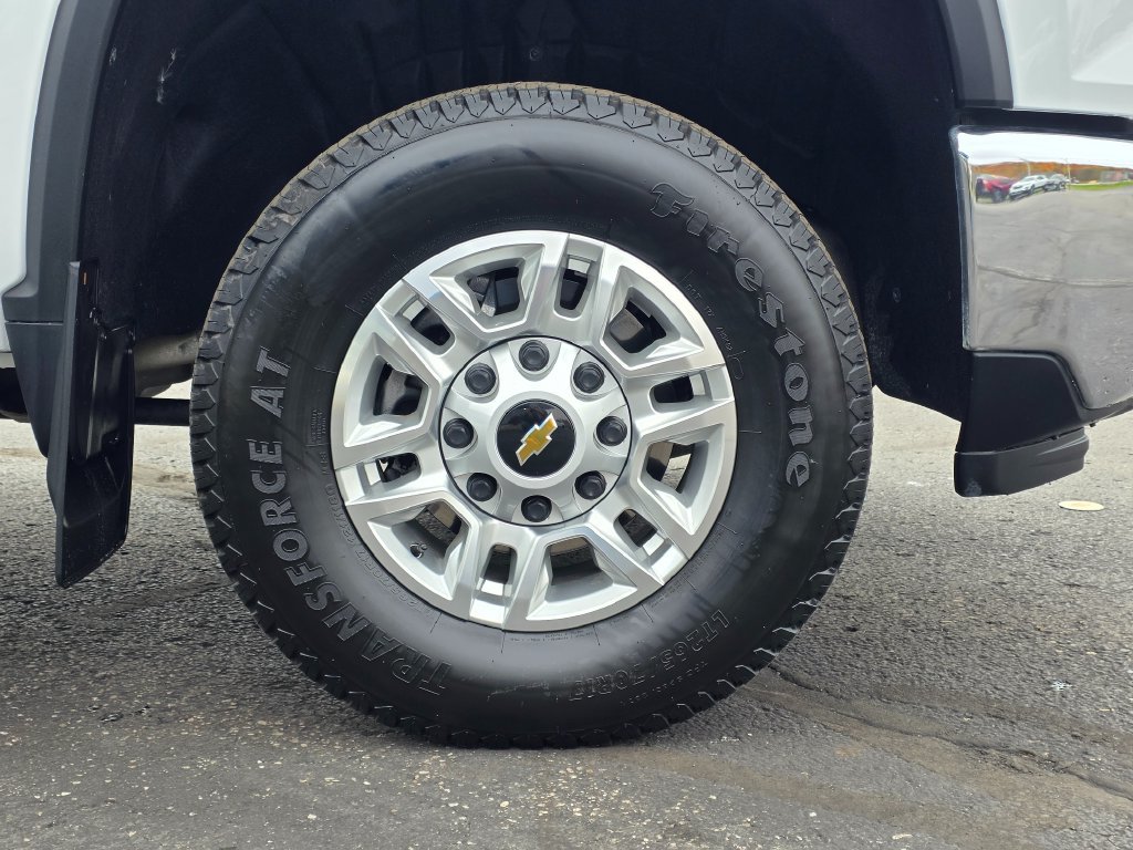 Used 2026 Chevrolet Silverado 2500 W/T w/ Snow Plow Prep/Camper Package AWD/4WD image 15