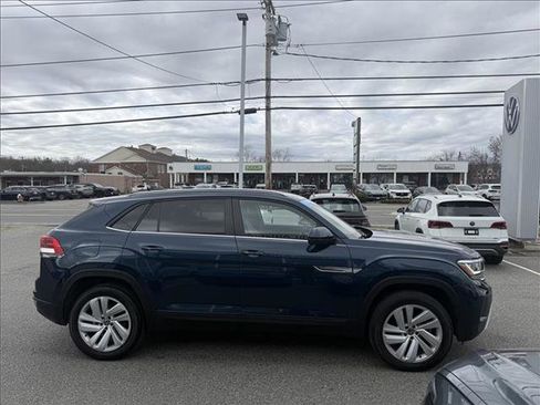 Certified 2020 Volkswagen Atlas Cross Sport SE image 7