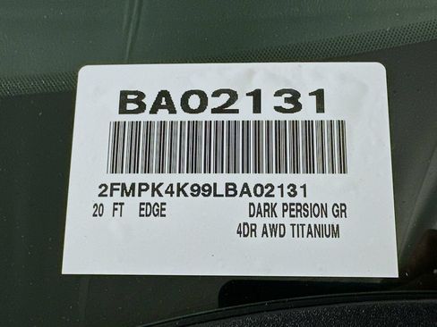 Used 2020 Ford Edge Titanium w/ Equipment Group 301A AWD/4WD image 25