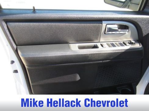 Used 2017 Ford Expedition XLT w/ Equipment Group 201A image 26