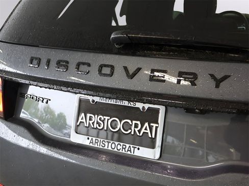 New 2025 Land Rover Discovery Sport Dynamic SE image 17