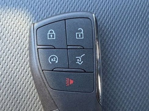 New 2026 Chevrolet Equinox LT image 21