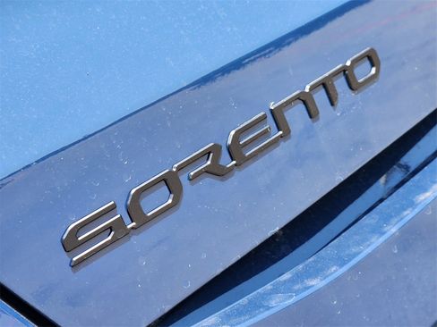 New 2026 Kia Sorento SX Prestige w/ Olive Brown Leather Package image 8