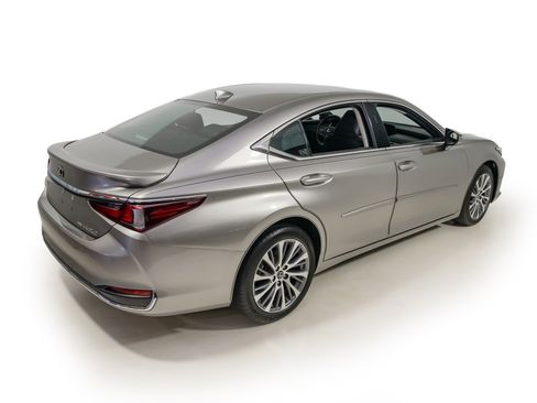 Used 2021 Lexus ES 250 w/ Premium Package image 7