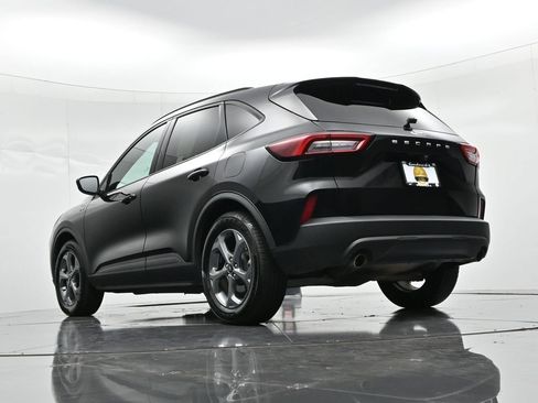 Certified 2025 Ford Escape ST-Line FWD image 22