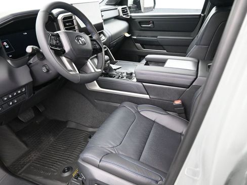 New 2026 Toyota Tundra Platinum AWD/4WD image 9