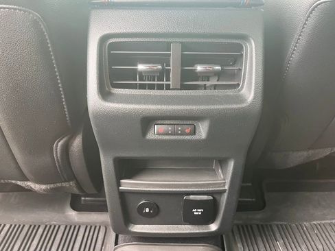 Used 2023 Ford Edge ST w/ Equipment Group 401A AWD/4WD image 16