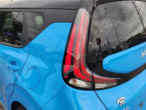 Used 2023 Kia Soul GT-Line image 7