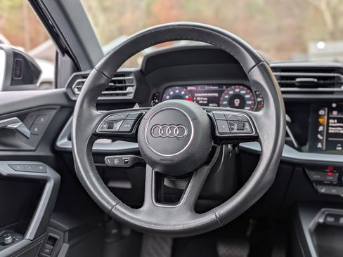 Used 2025 Audi A3 2.0T Premium image 24