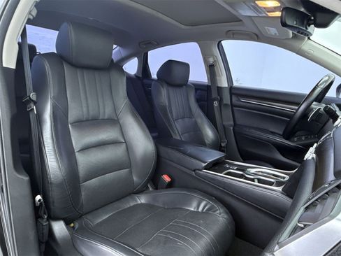 Used 2018 Honda Accord EX-L image 13