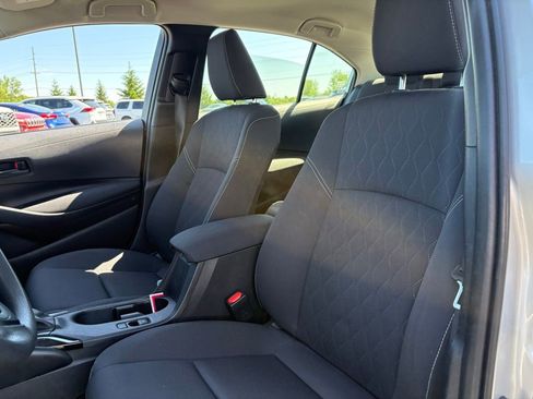 Used 2023 Toyota Corolla LE w/ Carpet Mat Package (TMS) FWD image 2