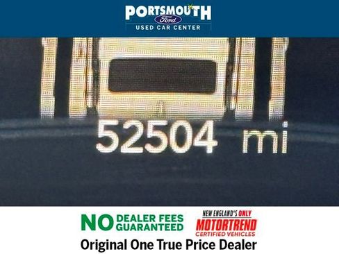 Used 2024 Chrysler Pacifica Touring-L image 21
