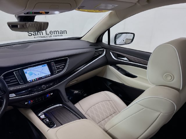 Used 2022 Buick Enclave Avenir w/ Avenir Technology Package FWD image 26