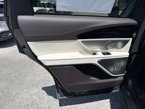New 2026 Lincoln Nautilus Black Label AWD/4WD image 13