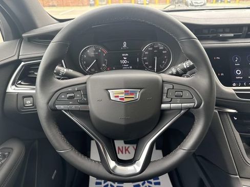 Certified 2024 Cadillac XT6 Luxury w/ LPO, Floor Liner Package AWD/4WD image 37