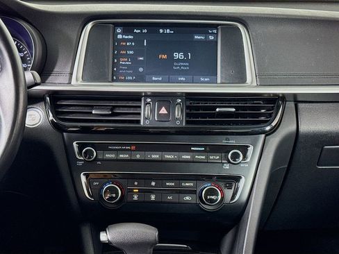 Used 2019 Kia Optima S image 13
