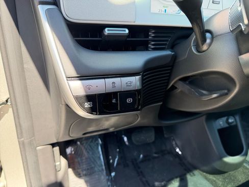 Used 2024 Hyundai Ioniq 5 Limited AWD/4WD image 19