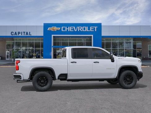 New 2026 Chevrolet Silverado 2500 ZR2 AWD/4WD image 5